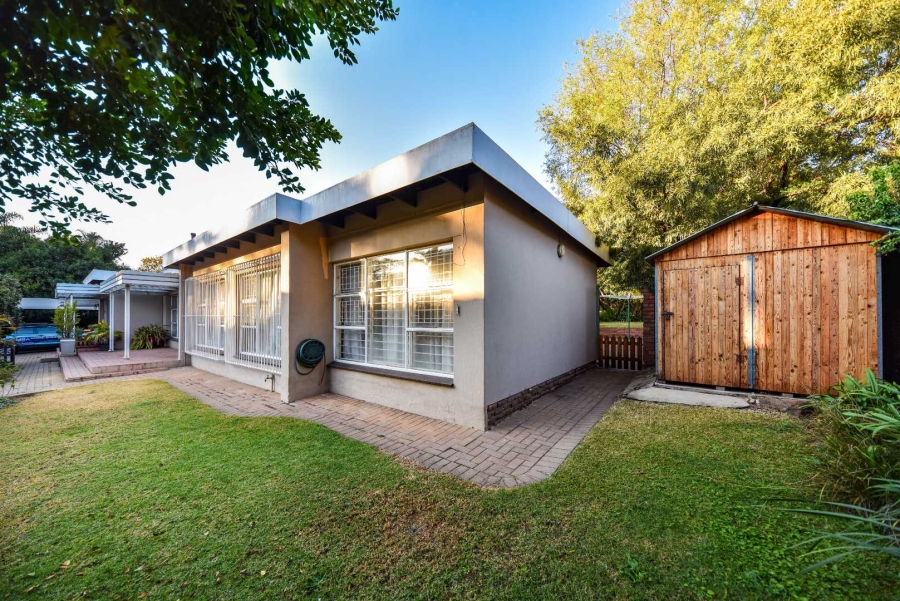4 Bedroom Property for Sale in Erasmusrand Gauteng