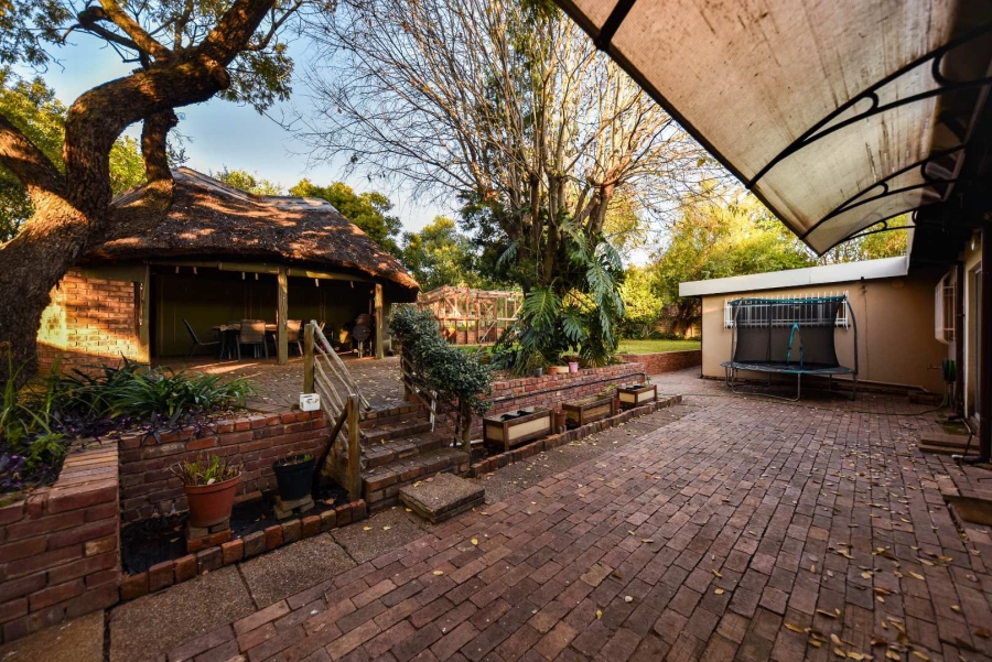 4 Bedroom Property for Sale in Erasmusrand Gauteng