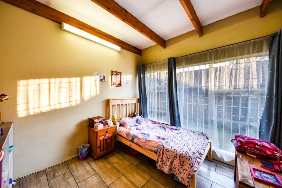 4 Bedroom Property for Sale in Erasmusrand Gauteng
