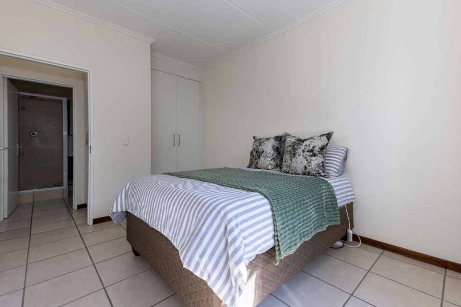 1 Bedroom Property for Sale in Beverley Gauteng