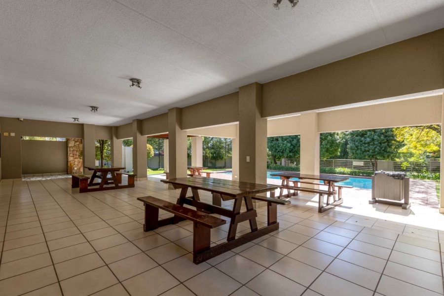 1 Bedroom Property for Sale in Beverley Gauteng