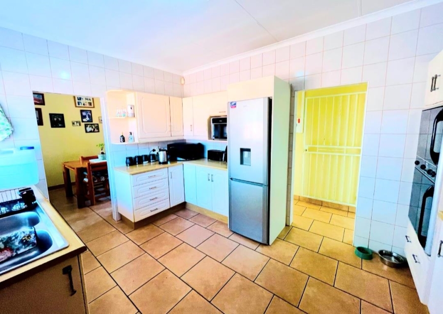 3 Bedroom Property for Sale in Elspark Gauteng