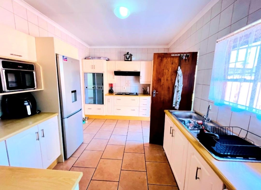 3 Bedroom Property for Sale in Elspark Gauteng