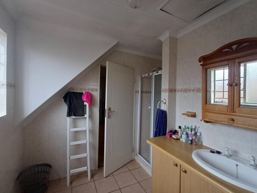 To Let 3 Bedroom Property for Rent in Bromhof Gauteng