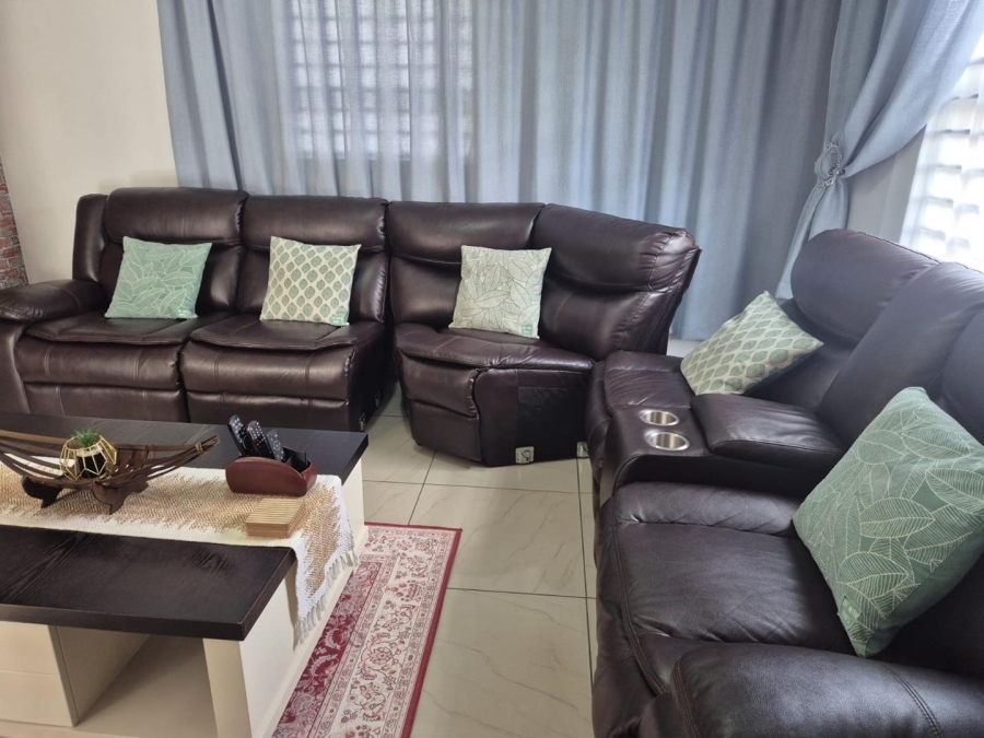 3 Bedroom Property for Sale in Clayville Gauteng