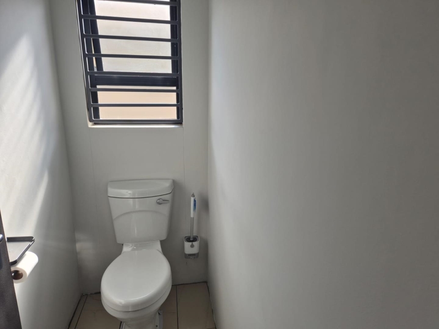 3 Bedroom Property for Sale in Clayville Gauteng