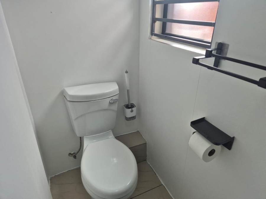 3 Bedroom Property for Sale in Clayville Gauteng