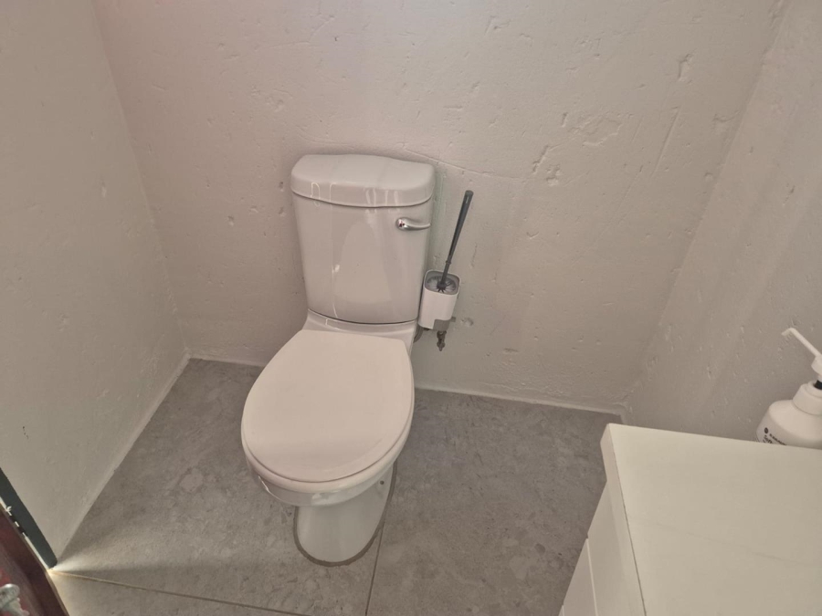 3 Bedroom Property for Sale in Clayville Gauteng