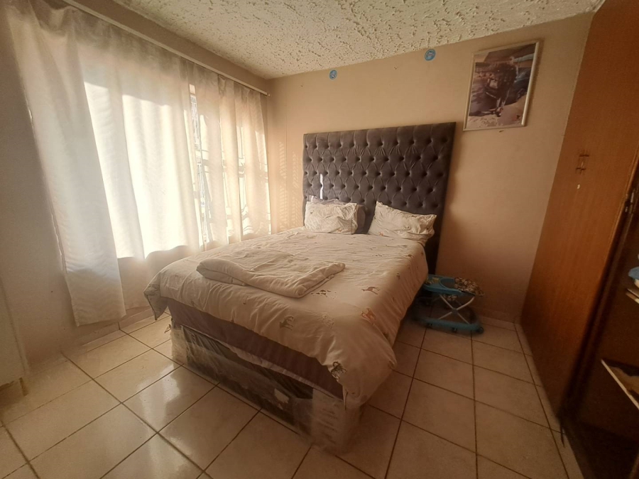 To Let 2 Bedroom Property for Rent in Silverton Gauteng