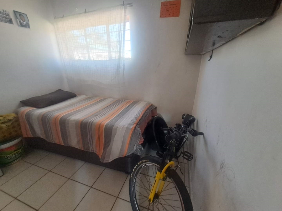To Let 0 Bedroom Property for Rent in Silverton Gauteng
