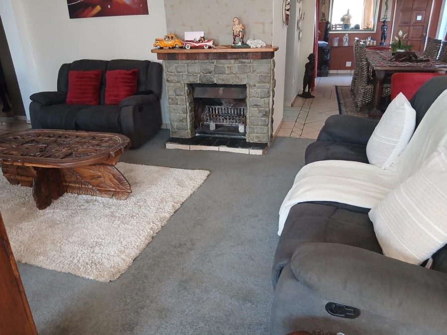 3 Bedroom Property for Sale in Birch Acres Gauteng