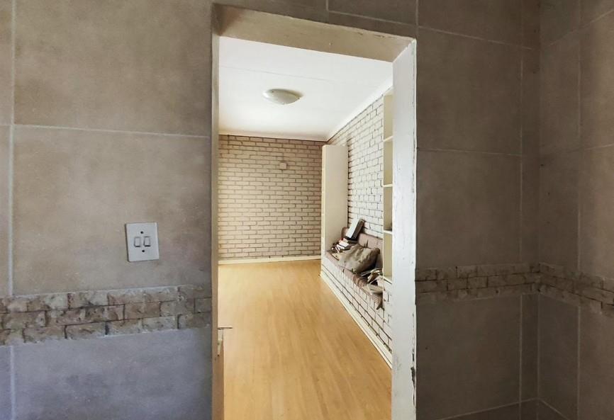 6 Bedroom Property for Sale in Terenure Gauteng