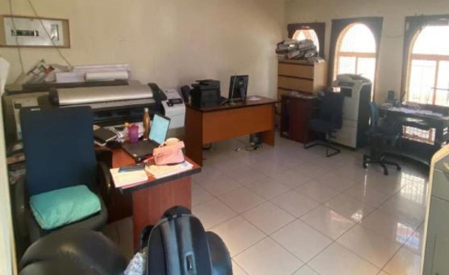 4 Bedroom Property for Sale in Birchleigh North Gauteng