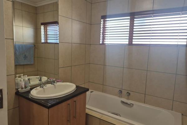 2 Bedroom Property for Sale in Meyersdal Gauteng