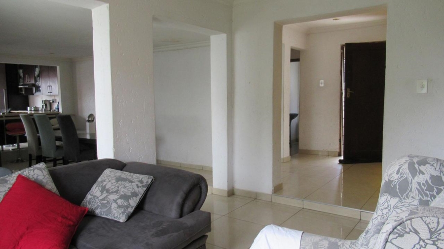 3 Bedroom Property for Sale in Mondeor Gauteng