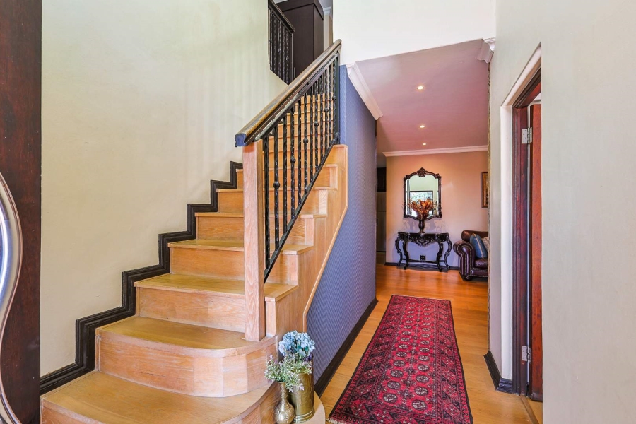 To Let 4 Bedroom Property for Rent in Olympus AH Gauteng