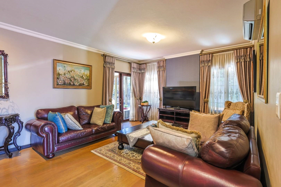 To Let 4 Bedroom Property for Rent in Olympus AH Gauteng