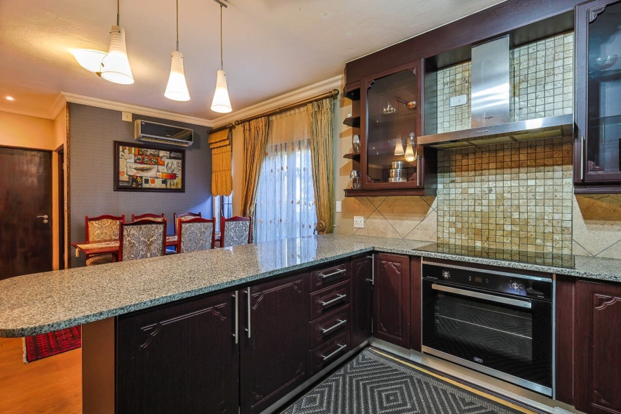 To Let 4 Bedroom Property for Rent in Olympus AH Gauteng