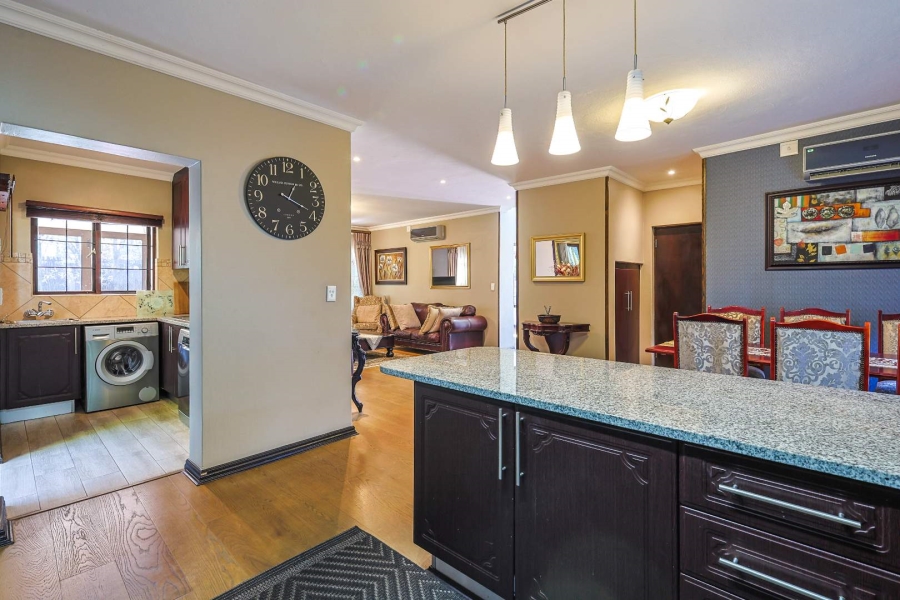 To Let 4 Bedroom Property for Rent in Olympus AH Gauteng