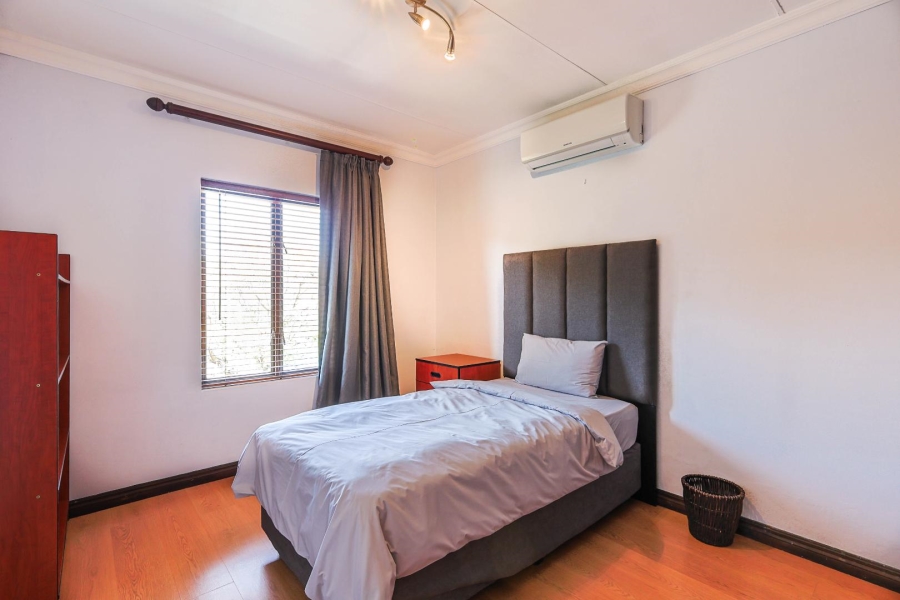 To Let 4 Bedroom Property for Rent in Olympus AH Gauteng