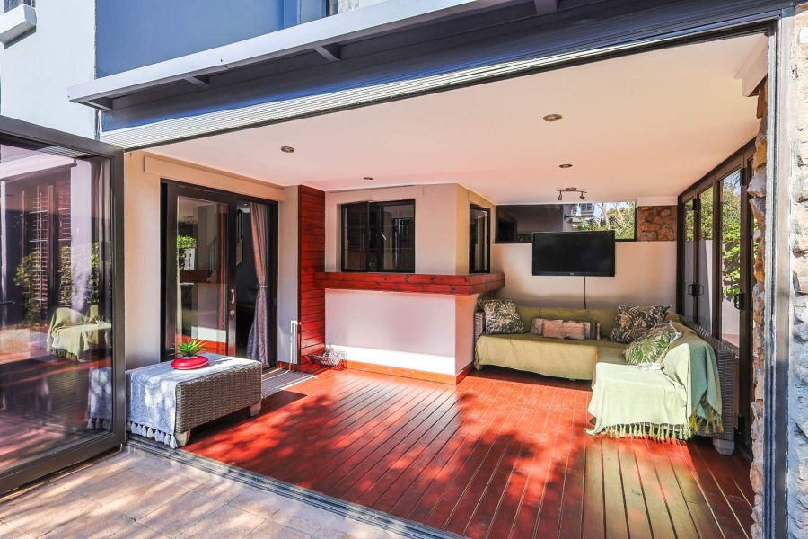 To Let 4 Bedroom Property for Rent in Olympus AH Gauteng