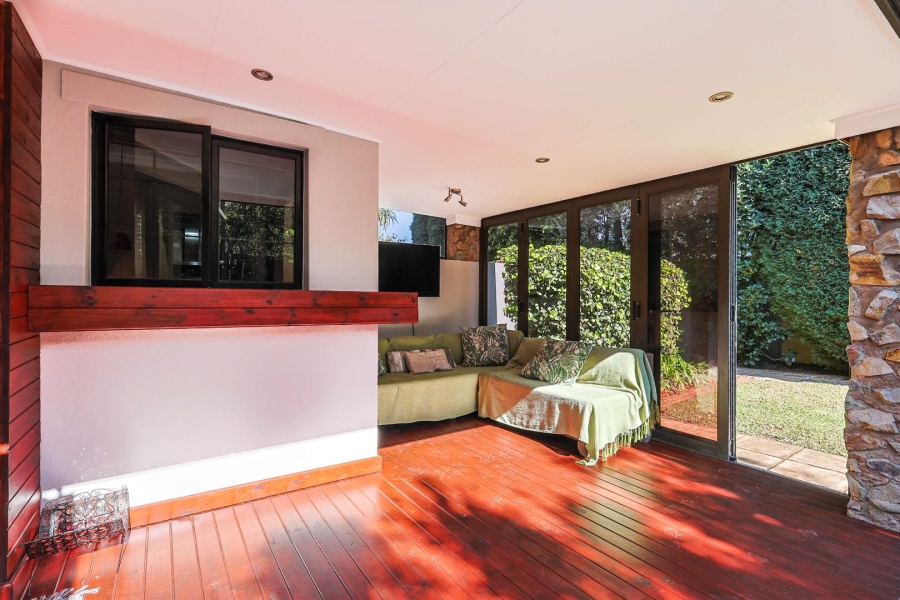 To Let 4 Bedroom Property for Rent in Olympus AH Gauteng