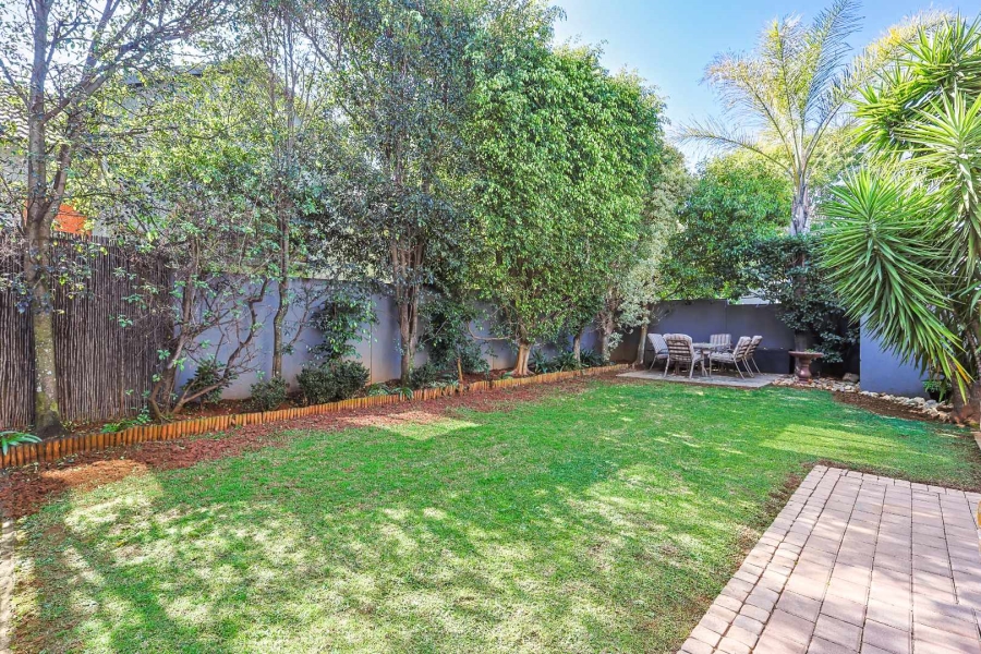 To Let 4 Bedroom Property for Rent in Olympus AH Gauteng