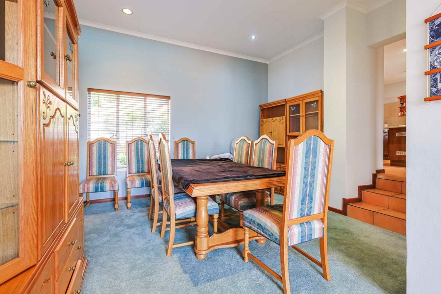 4 Bedroom Property for Sale in Moreleta Park Ext 5 Gauteng