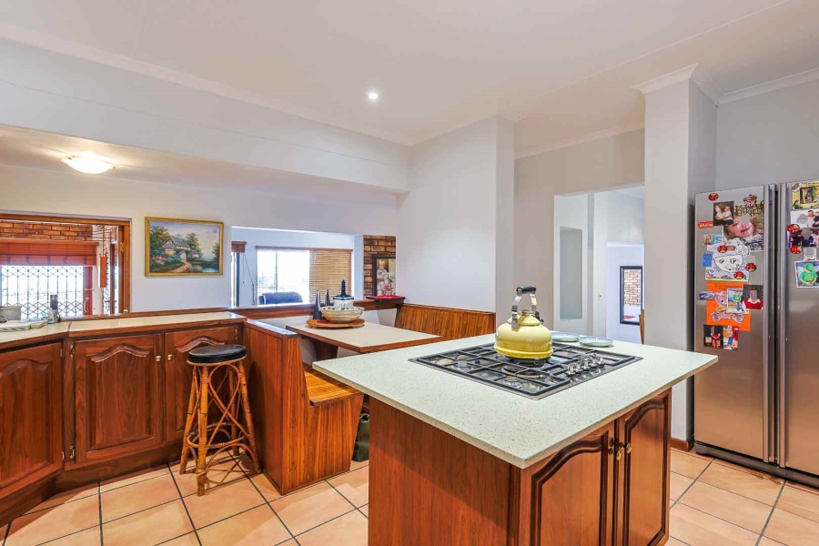 4 Bedroom Property for Sale in Moreleta Park Ext 5 Gauteng