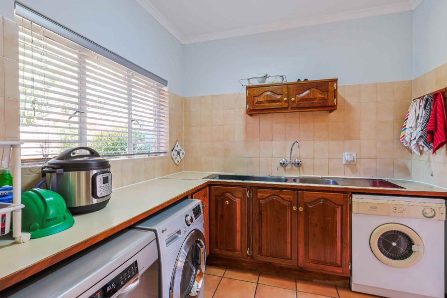 4 Bedroom Property for Sale in Moreleta Park Ext 5 Gauteng
