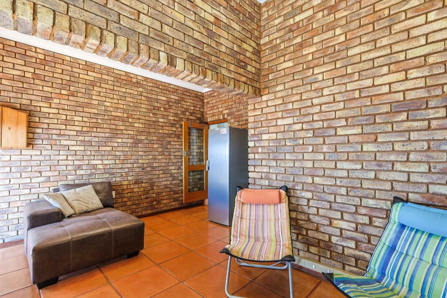 4 Bedroom Property for Sale in Moreleta Park Ext 5 Gauteng