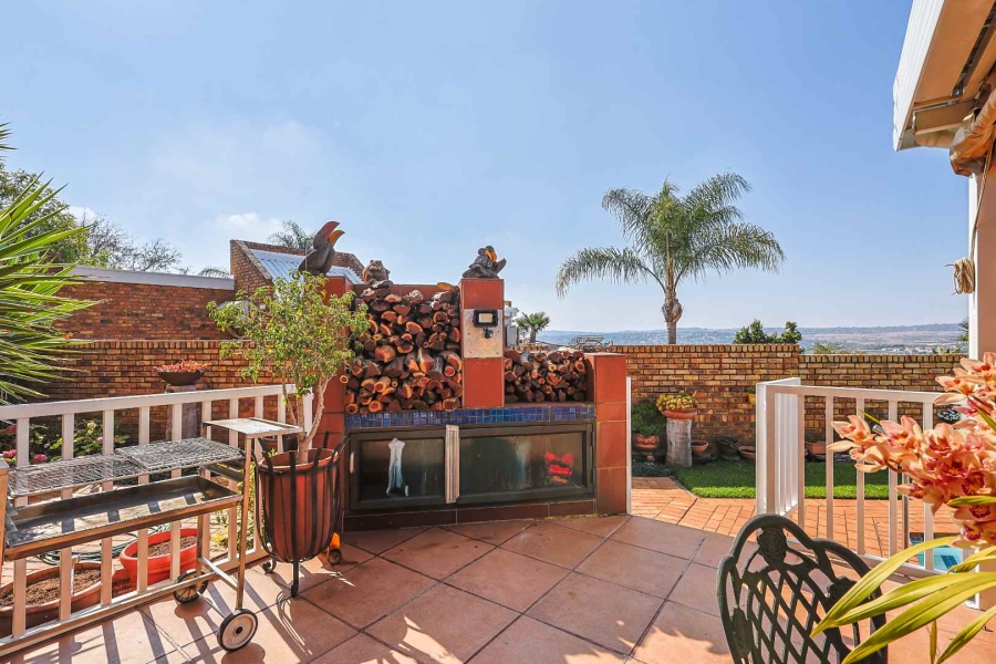 4 Bedroom Property for Sale in Moreleta Park Ext 5 Gauteng