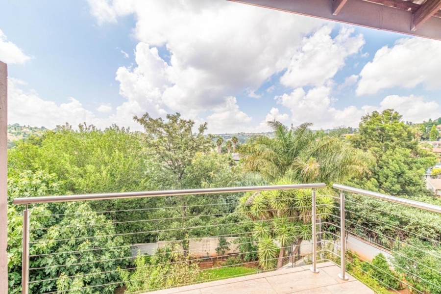 4 Bedroom Property for Sale in Rangeview Gauteng