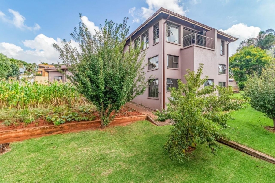 4 Bedroom Property for Sale in Rangeview Gauteng