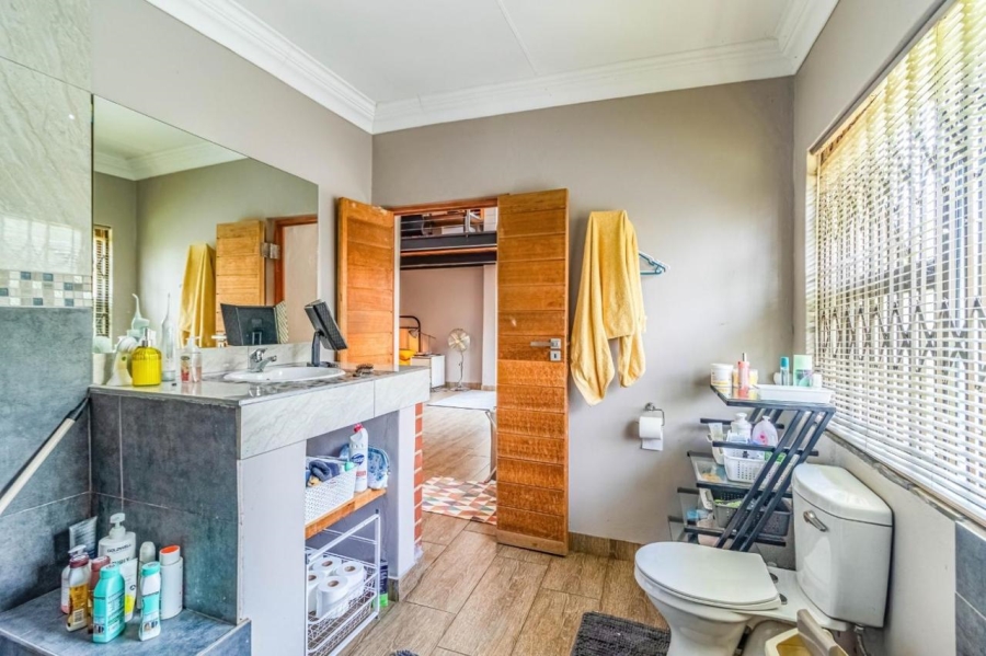 4 Bedroom Property for Sale in Rangeview Gauteng