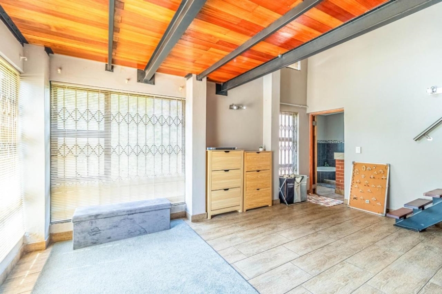 4 Bedroom Property for Sale in Rangeview Gauteng
