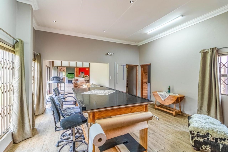 4 Bedroom Property for Sale in Rangeview Gauteng