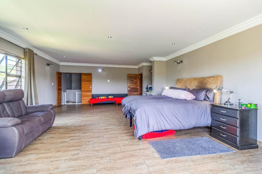 4 Bedroom Property for Sale in Rangeview Gauteng