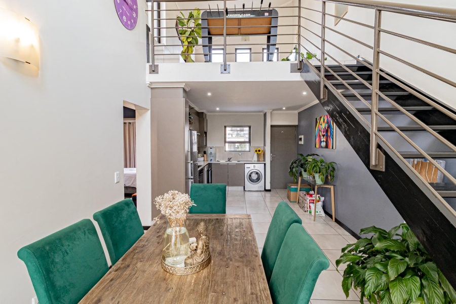 2 Bedroom Property for Sale in Lonehill Gauteng