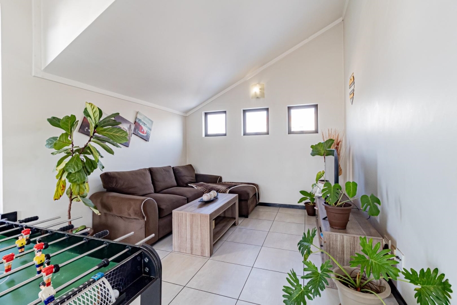 2 Bedroom Property for Sale in Lonehill Gauteng