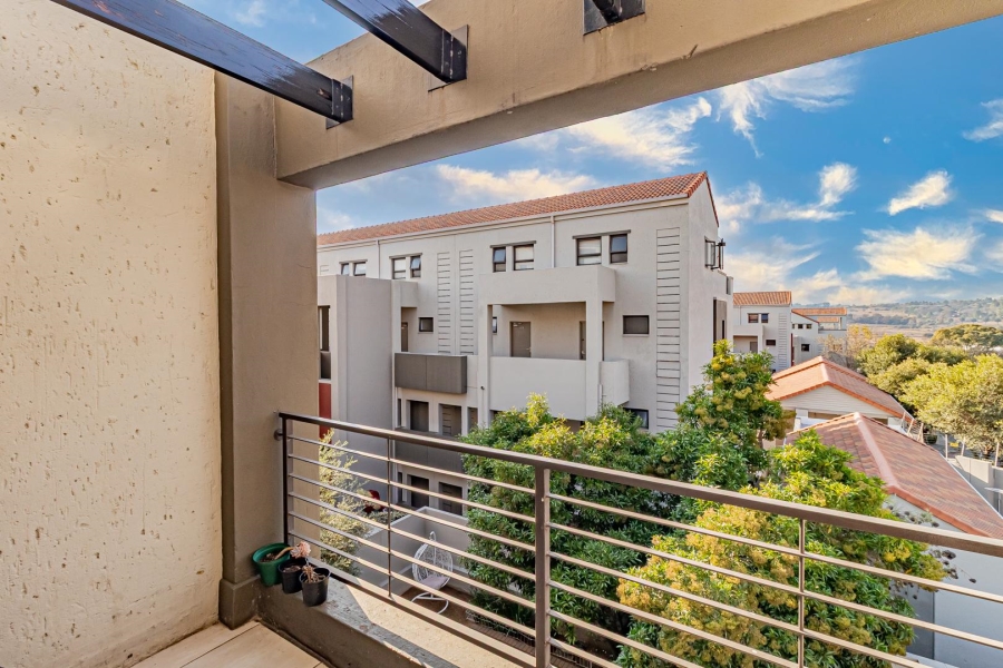 2 Bedroom Property for Sale in Lonehill Gauteng