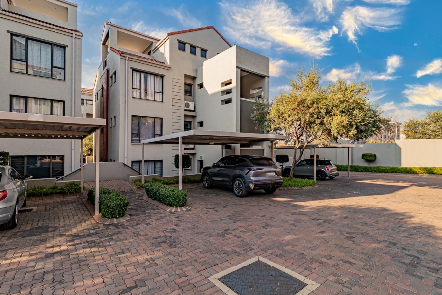 2 Bedroom Property for Sale in Lonehill Gauteng