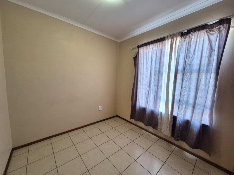 To Let 2 Bedroom Property for Rent in Terenure Gauteng