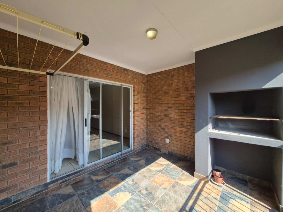 To Let 2 Bedroom Property for Rent in Terenure Gauteng