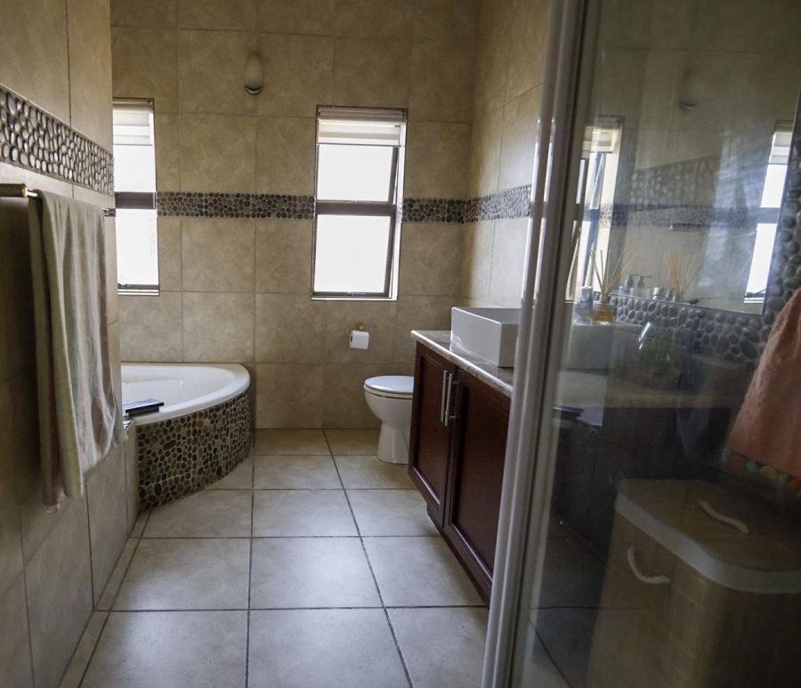 4 Bedroom Property for Sale in Centurion Golf Estate Gauteng