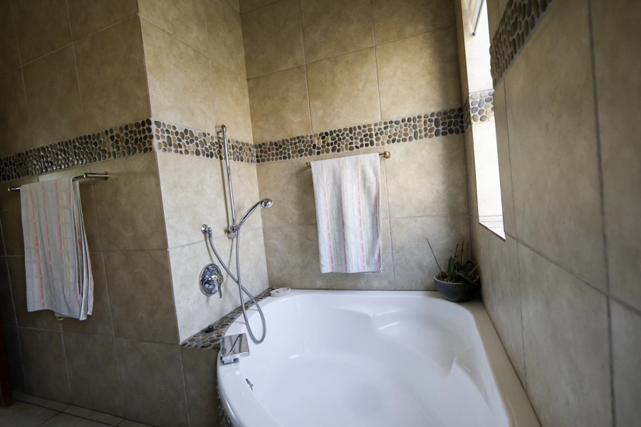 4 Bedroom Property for Sale in Centurion Golf Estate Gauteng