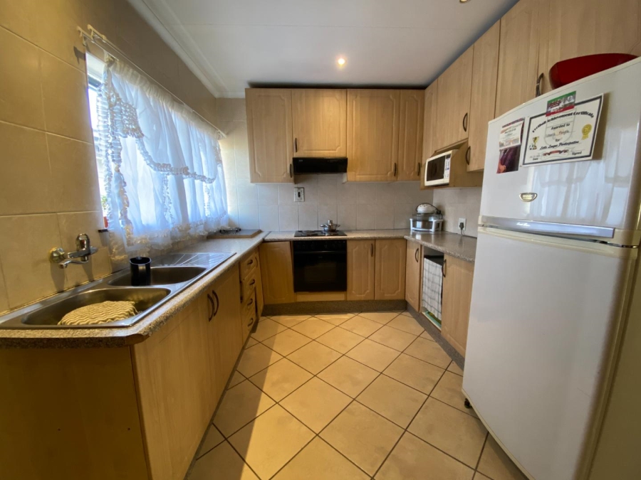 3 Bedroom Property for Sale in Witpoortjie Gauteng