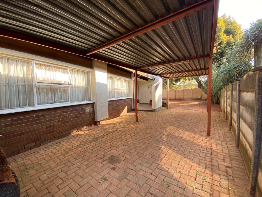 3 Bedroom Property for Sale in Witpoortjie Gauteng
