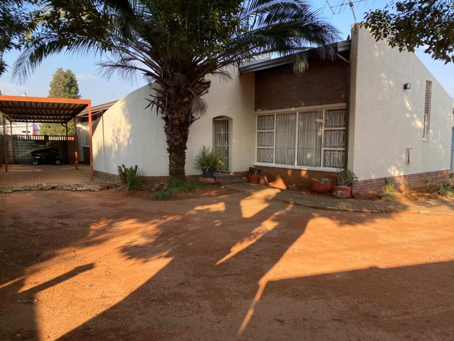 3 Bedroom Property for Sale in Witpoortjie Gauteng