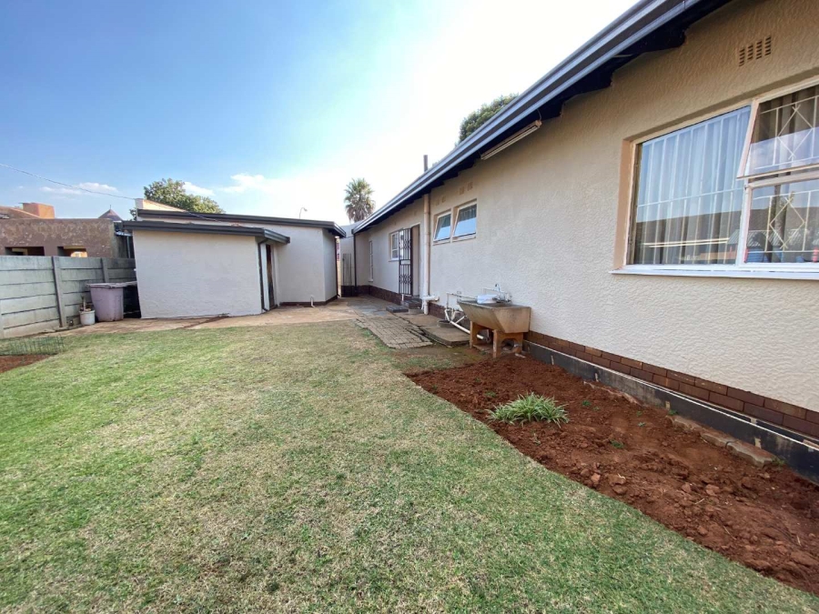 3 Bedroom Property for Sale in Witpoortjie Gauteng